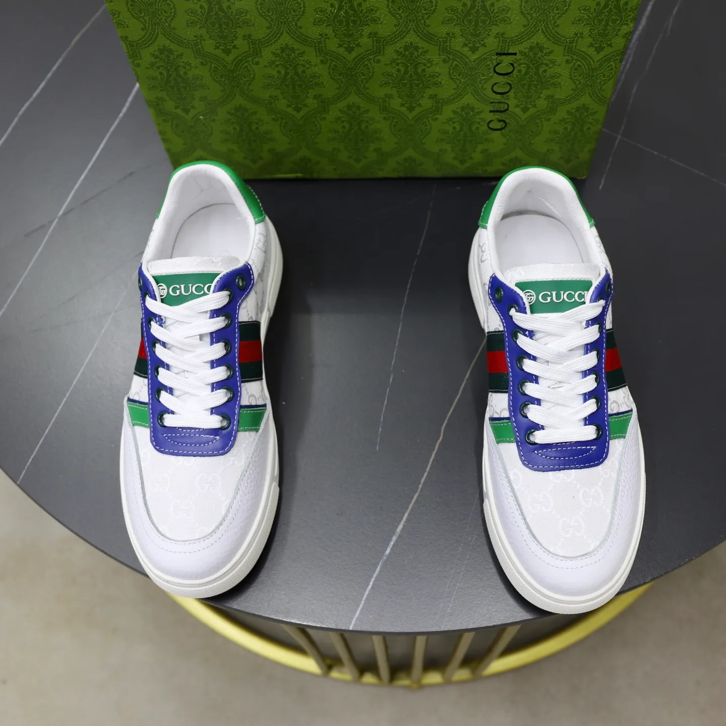 Ex-factory price: 420💰🙅‍♂️🙅‍♂️🙅‍♂️ Brand: GUCCI Standard code: 38-44 (45 customized) Grade: Same as the official website Material: Original leather splicing Comfortable and breathable sheepskin lining Original wear-resistant outsole Style category: Men's fashionable casual shoes Running sneakers Distinguished luxury brand elements Top luxury Color: actual picture color